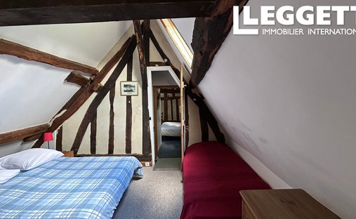 2h From Paris, In The Heart Of The Pays D’auge Area. A Listed 16th /18th Century Chateau Set In Abou