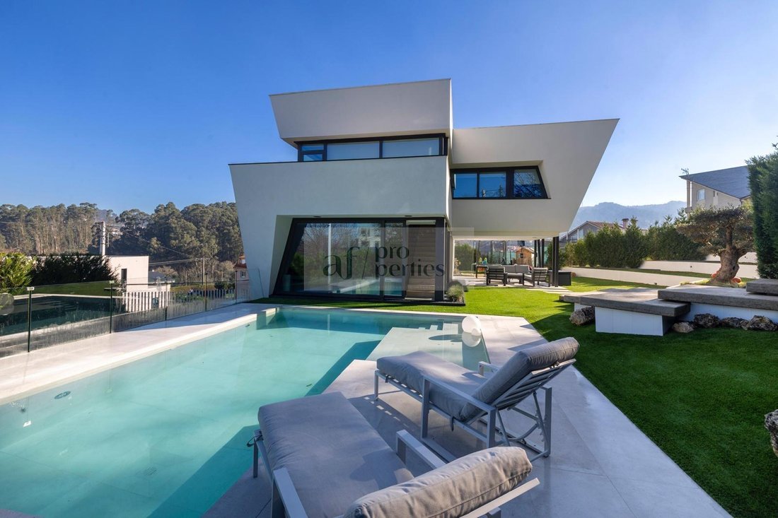 Chalet in Bembrive, Vigo, Spain 1 - 15179240