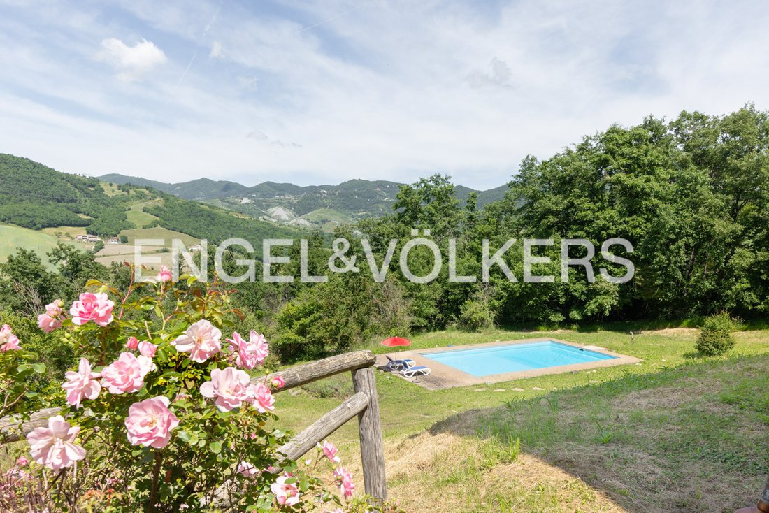 Villa in Vergato, Emilia-Romagna, Italy 2 - 15866110