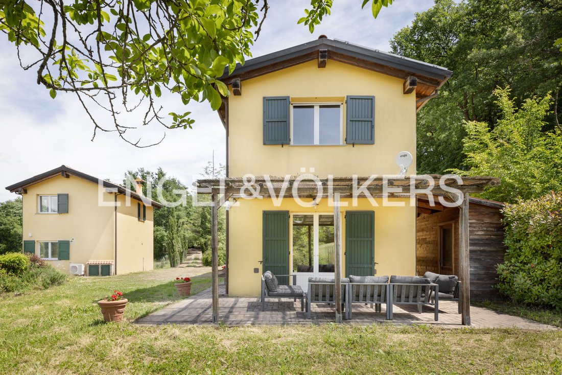 Villa in Vergato, Emilia-Romagna, Italy 4 - 15866110