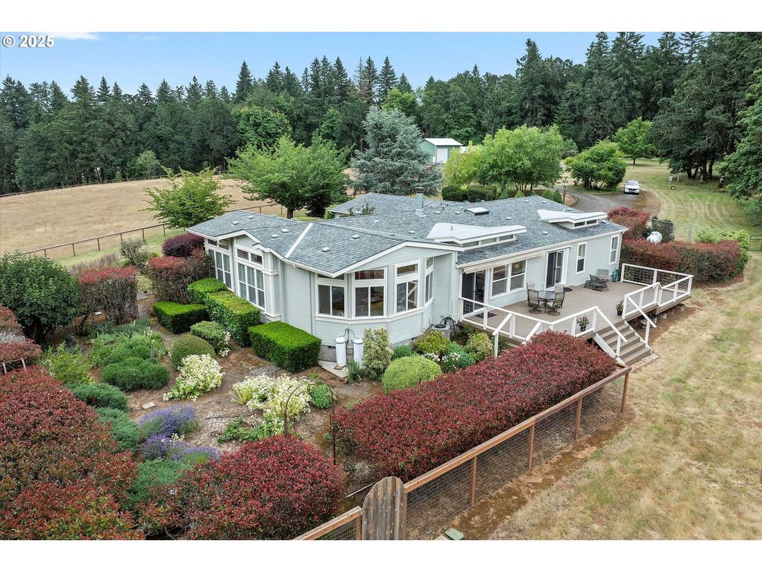 House in Monmouth, Oregon, United States 5 - 15864613
