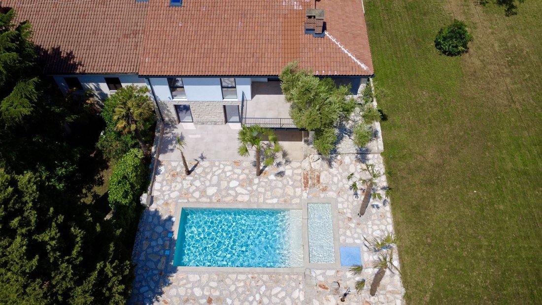 Villa in Umag, Istria County, Croatia 4 - 15865490
