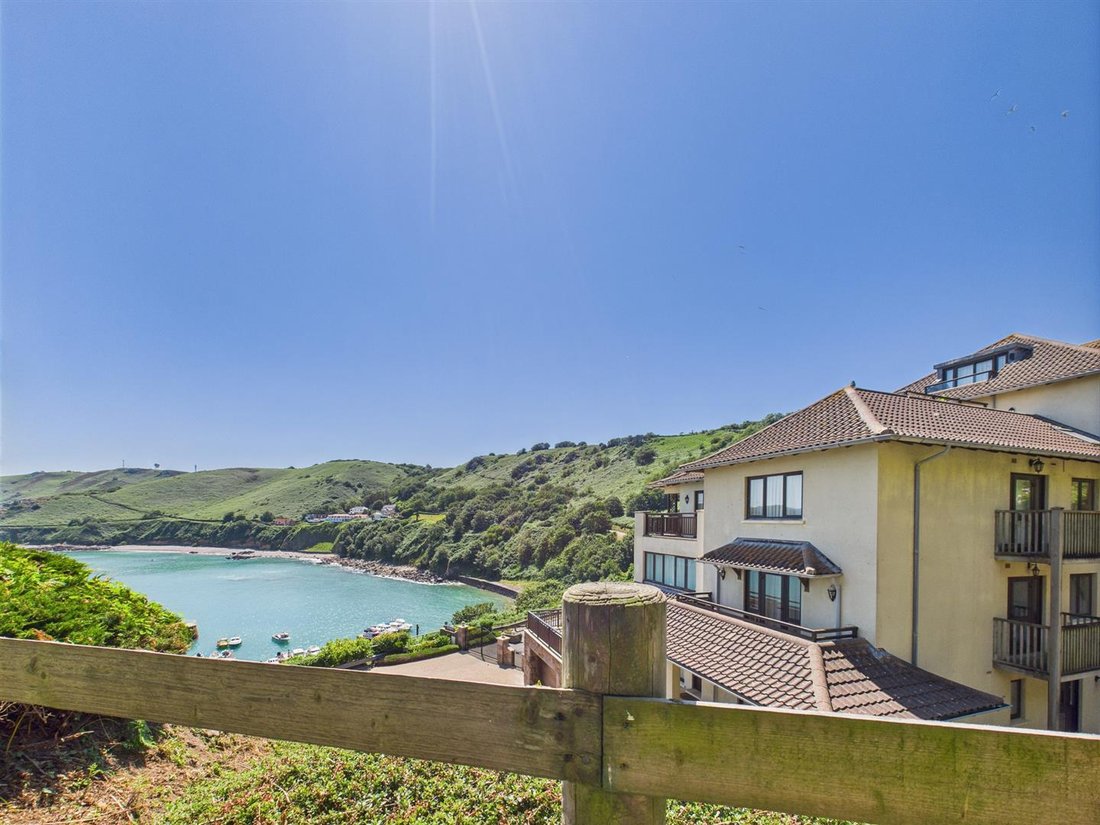 Apartment in Jersey, St Lawrence, Jersey 5 - 15009618