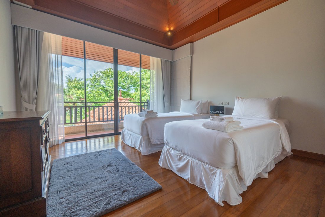 Villa in Choeng Thale, Phuket, Thailand 4 - 15865911