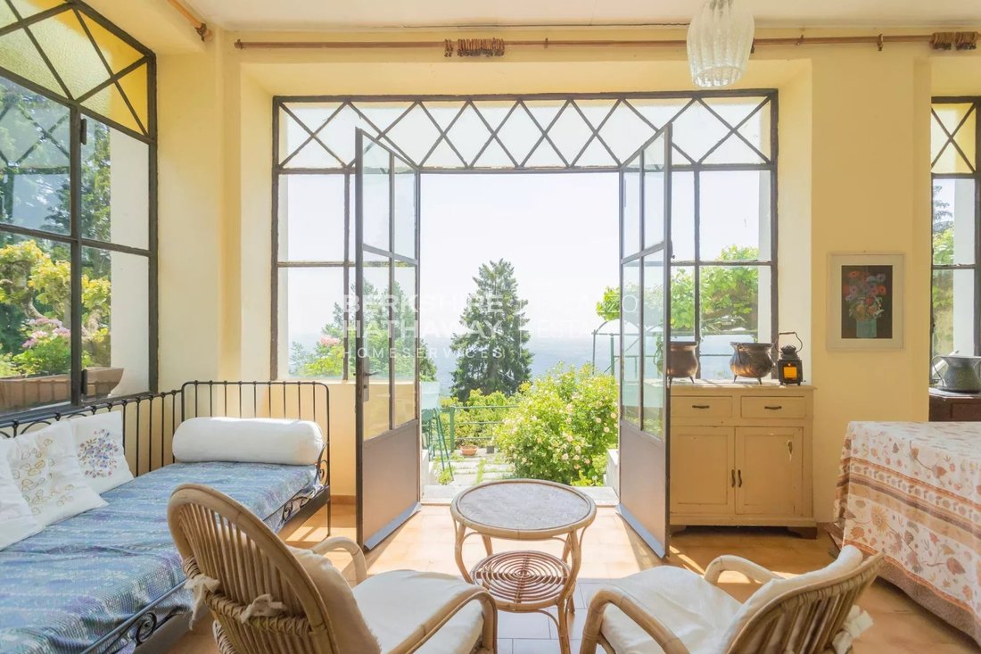 Villa in Brunate, Lombardy, Italy 5 - 12951938