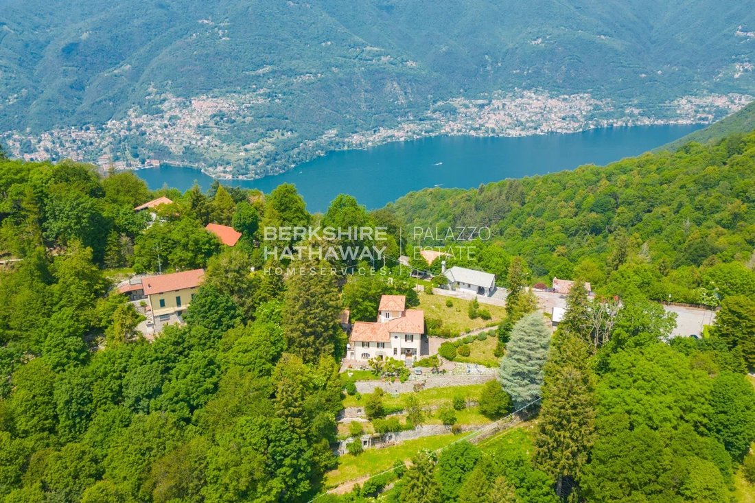 Villa in Brunate, Lombardy, Italy 2 - 12951938