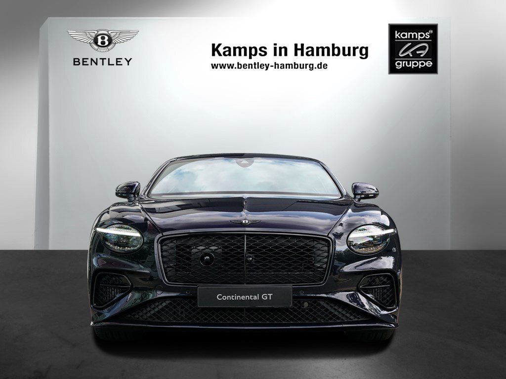 Race Car in Hamburg, Germany 3 - 15863698