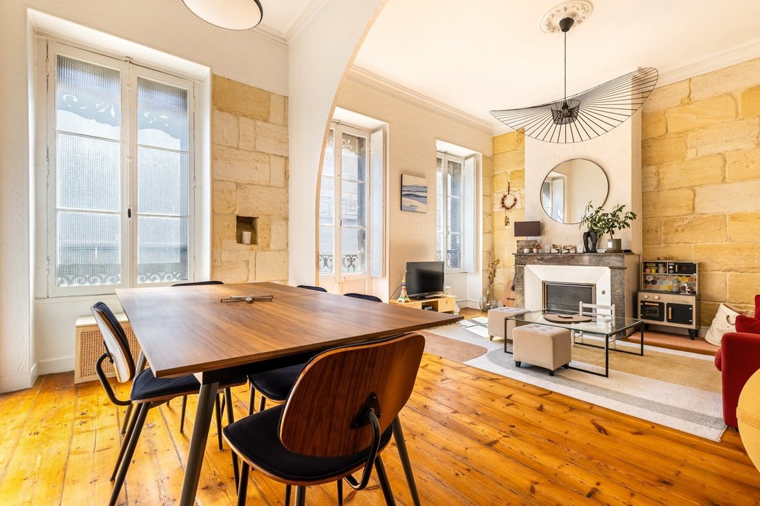 Apartment in Hôtel de Ville-Quinconce-Saint Seurin-Fondaudège, Bordeaux, France 2 - 15864463