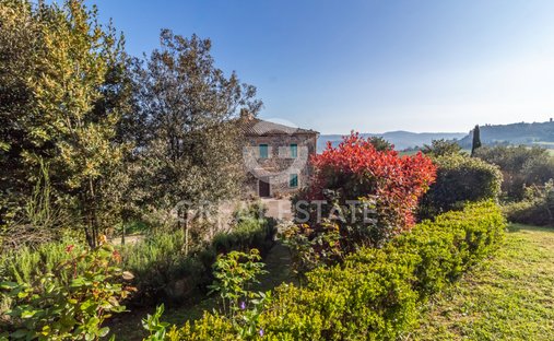 Estate in Center, Orvieto, Umbria 1