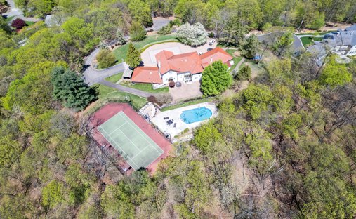House in Franklin Lakes, New Jersey, United States 1
