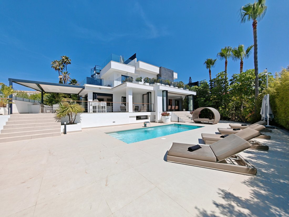 Villa in Marbella, Andalusia, Spain 1 - 15863050
