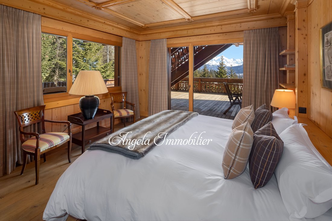 Chalet in Crans-Montana, Valais, Switzerland 4 - 15863322