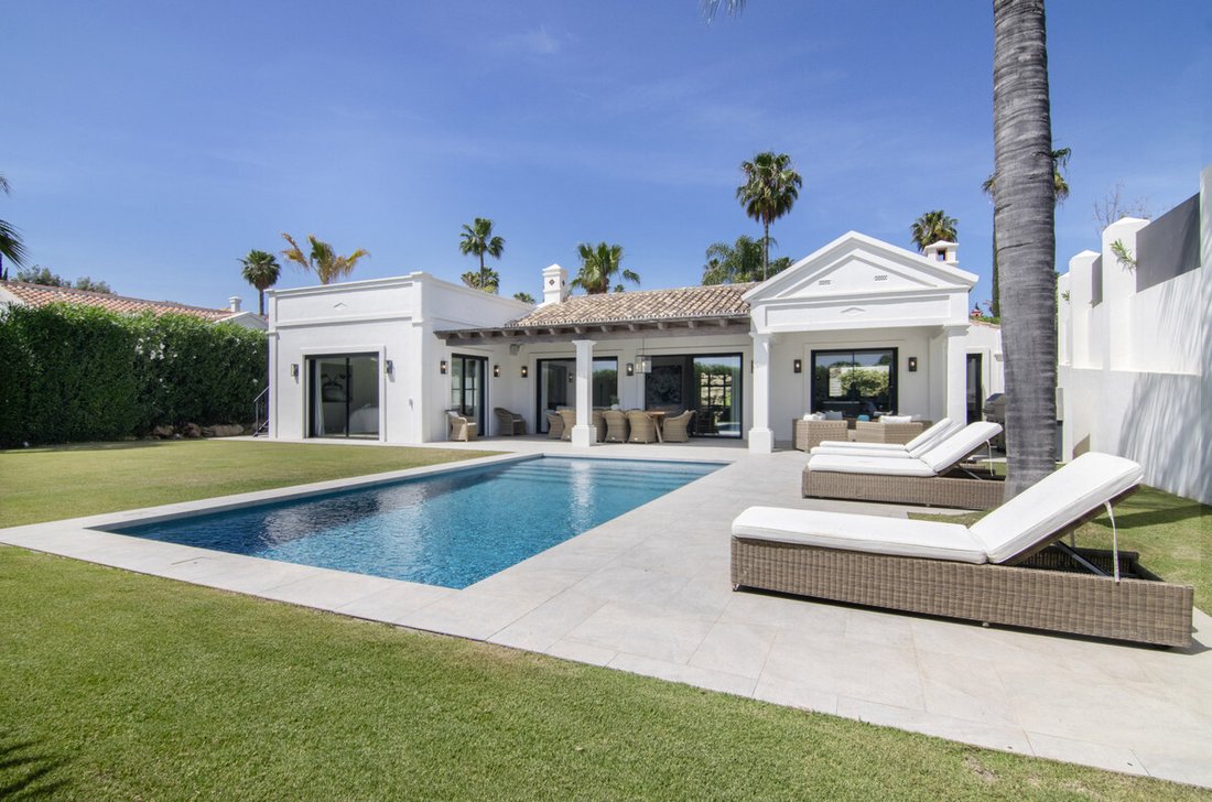 Villa in Puerto Banus, Marbella, Spain 1 - 15862997