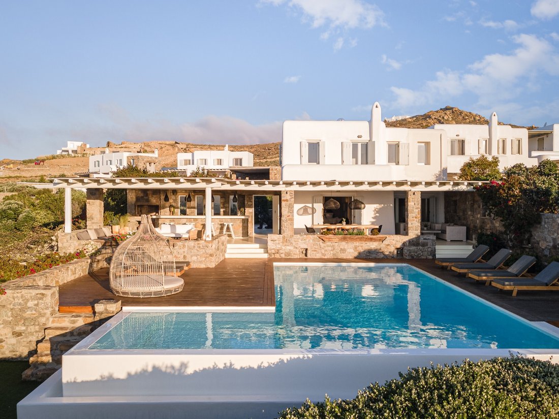 Villa in Ano Mera Community, Aegean, Greece 1 - 15868237