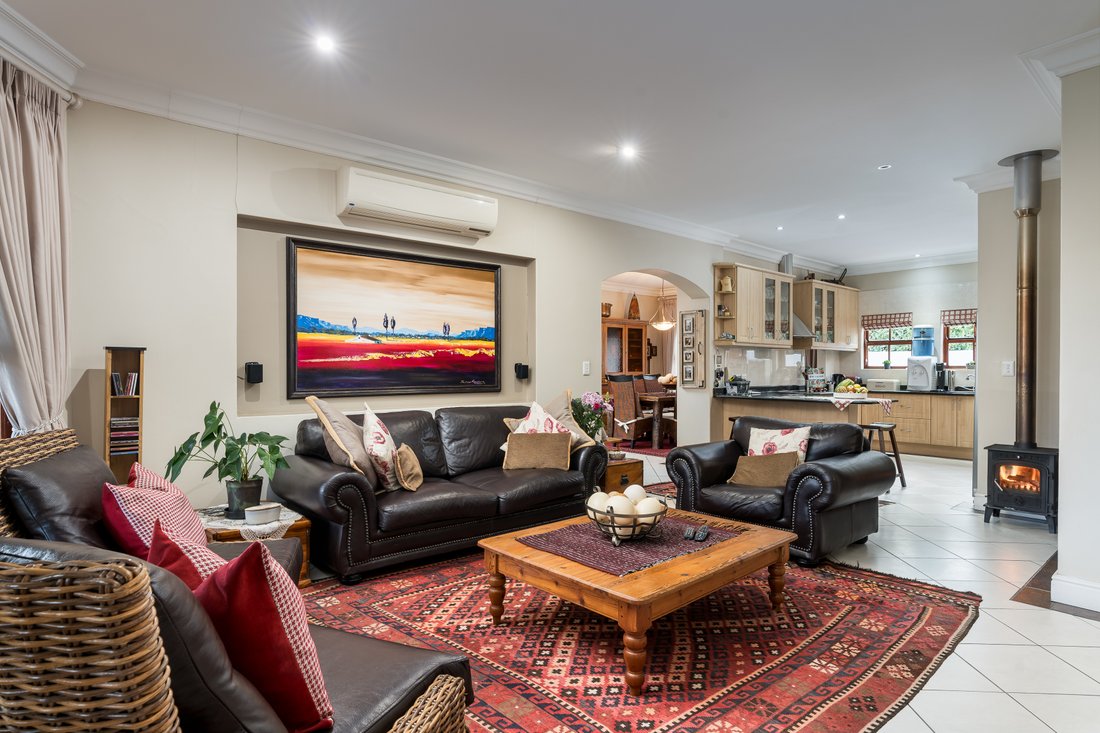 Country House in Golden Hill, Cape Town, Western Cape 3 - 15868192