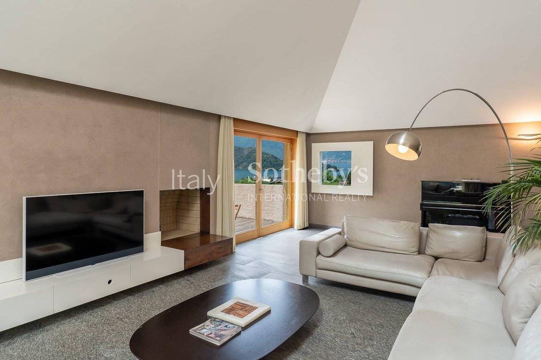 House in Colico Piano, Lombardy, Italy 2 - 15868257