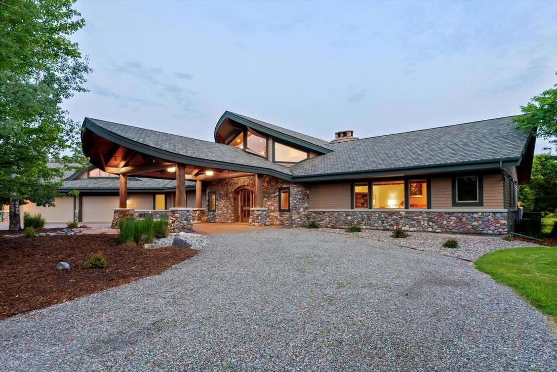 House in Bigfork, Montana, United States 2 - 15866500