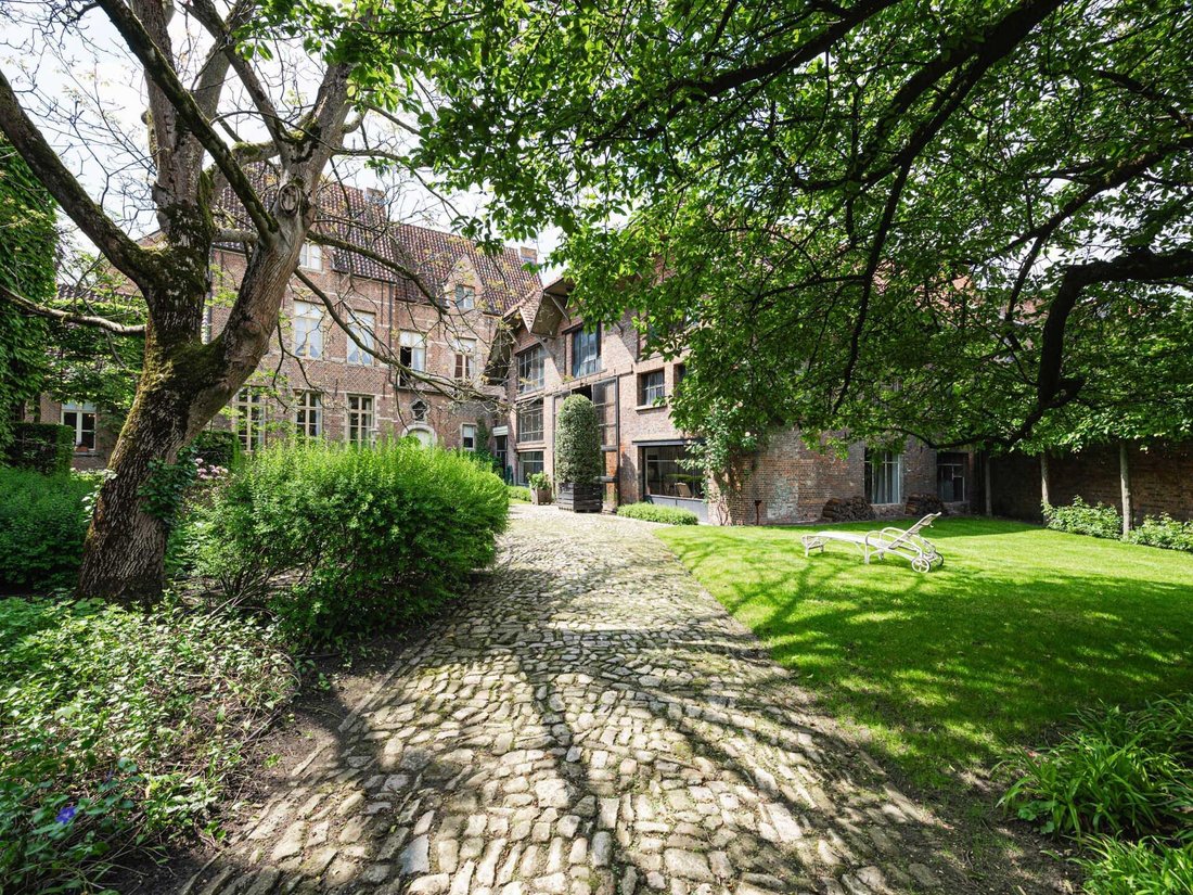 House in Mechelen, Flanders, Belgium 3 - 15868307