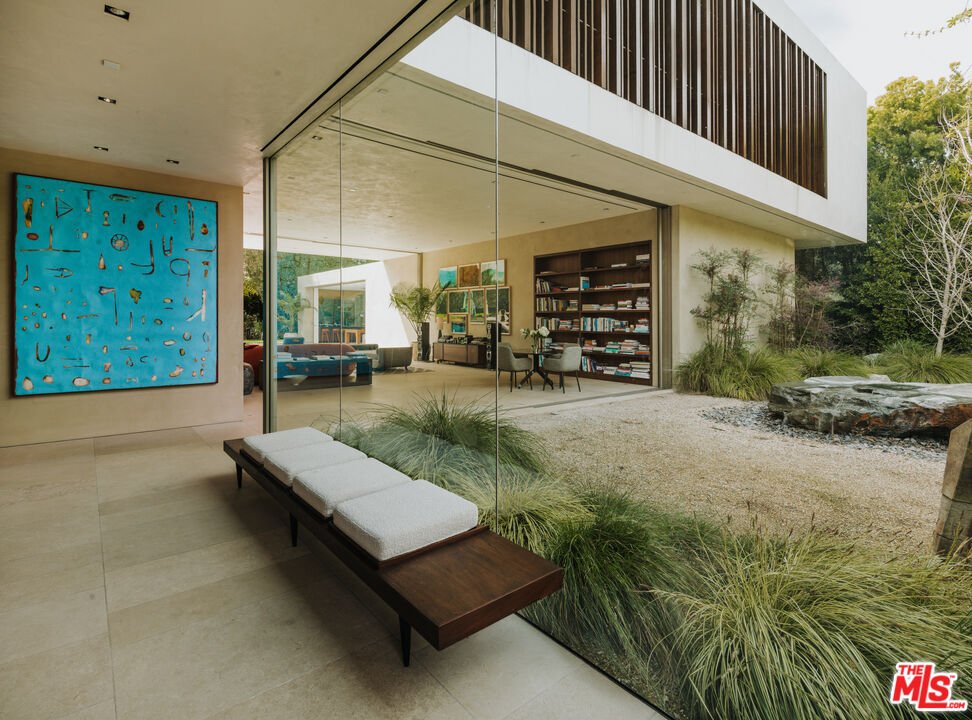 House in Los Angeles, California, United States 1 - 15866877