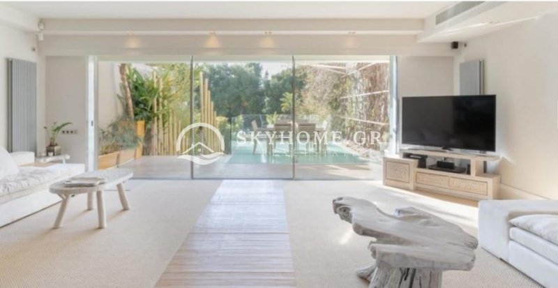 House in Vouliagmeni, Attica, Greece 3 - 15868289