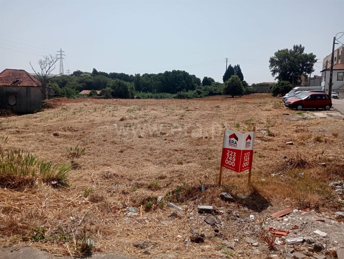 Land in Oliveira do Douro, Porto District, Portugal 1 - 13546956