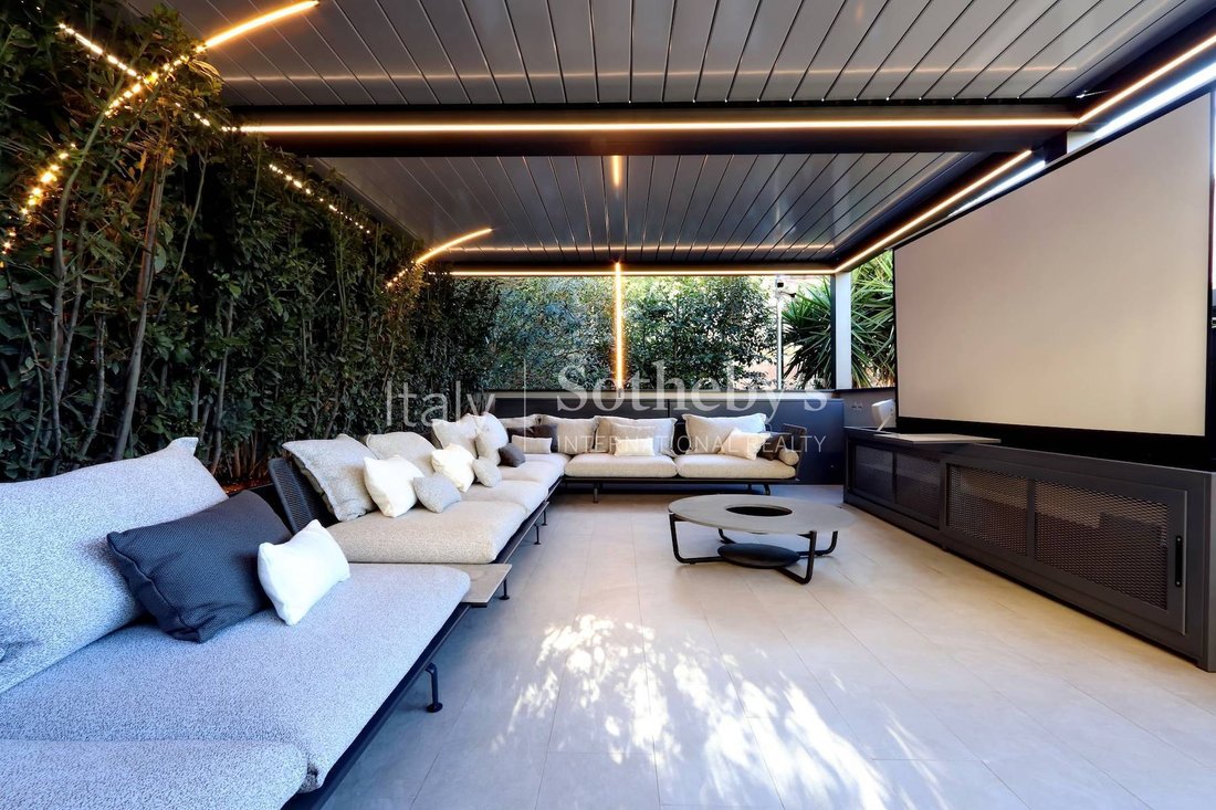 House in Degli Eroi, Rome, Italy 2 - 15868258