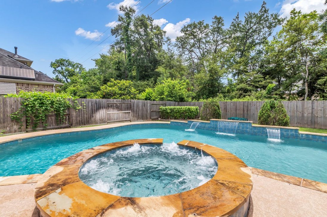 House in Sugar Land, Texas, United States 4 - 15866509