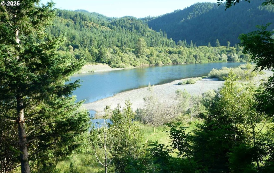 House in Gold Beach, Oregon, United States 3 - 15866907