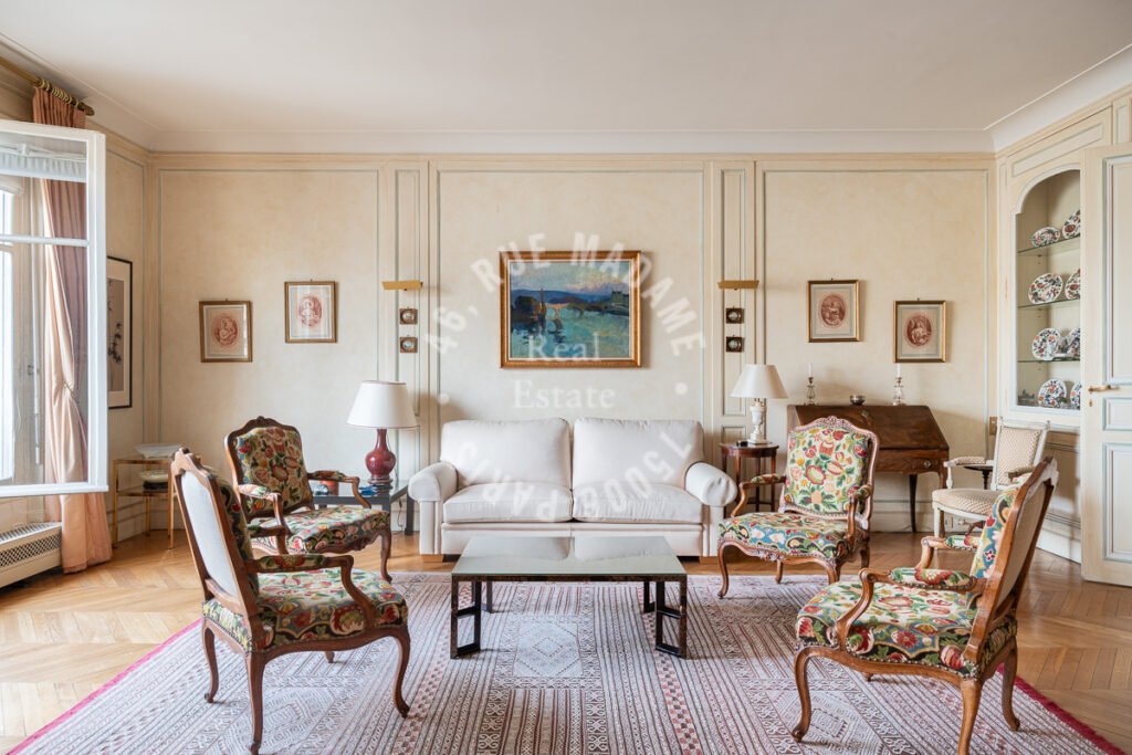 Apartment in Odéon, Paris 6e Arrondissement, Paris 3 - 15868949