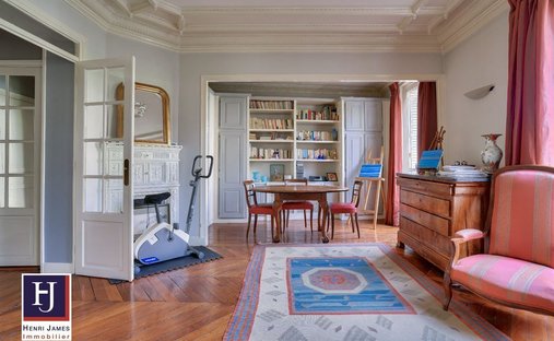 Apartment in Saint Gervais, Paris 4e Arrondissement, Paris 1
