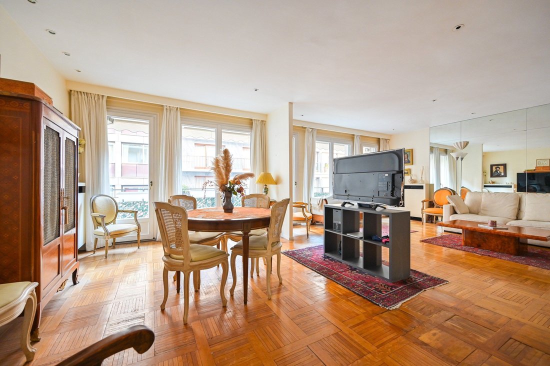 Apartment in Enfants Rouges, Paris 3e Arrondissement, Paris 3 - 15869132
