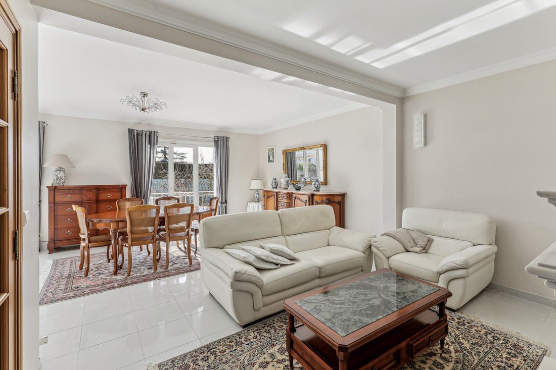 House in Chatou, Ile-de-France, France 5 - 15870224