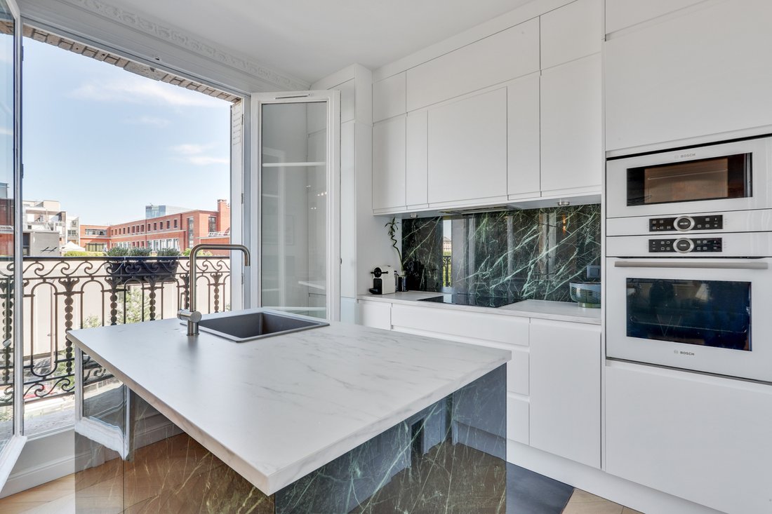 Apartment in Saint Lambert, Paris 15e Arrondissement, Paris 2 - 15869922