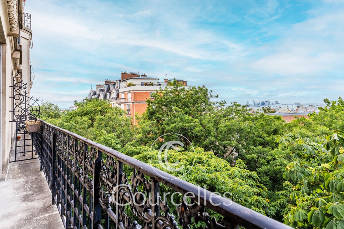 Apartment in Clignancourt-Jules Joffrin, Paris 18e Arrondissement, Paris 2 - 15869879