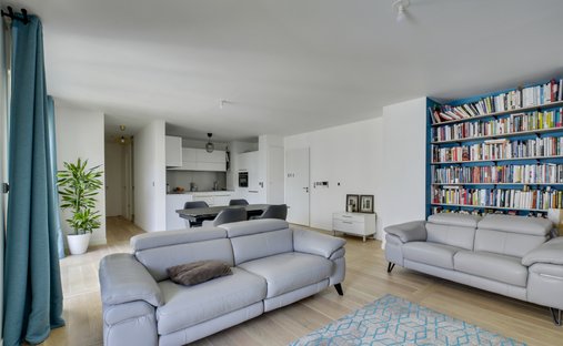 Apartment in La Plaine des Sablons, Neuilly-sur-Seine, France 1