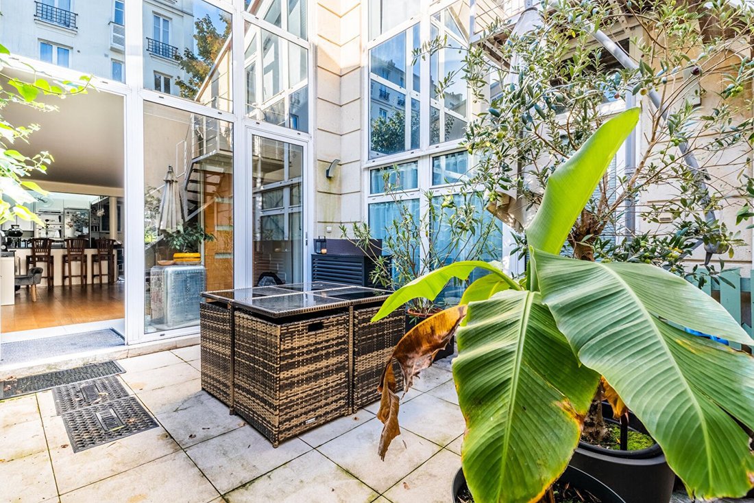 Apartment in Grange Aux Belles-Terrage, Paris 10e Arrondissement, Paris 1 - 15869608