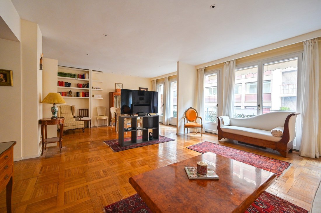 Apartment in Enfants Rouges, Paris 3e Arrondissement, Paris 2 - 15869132