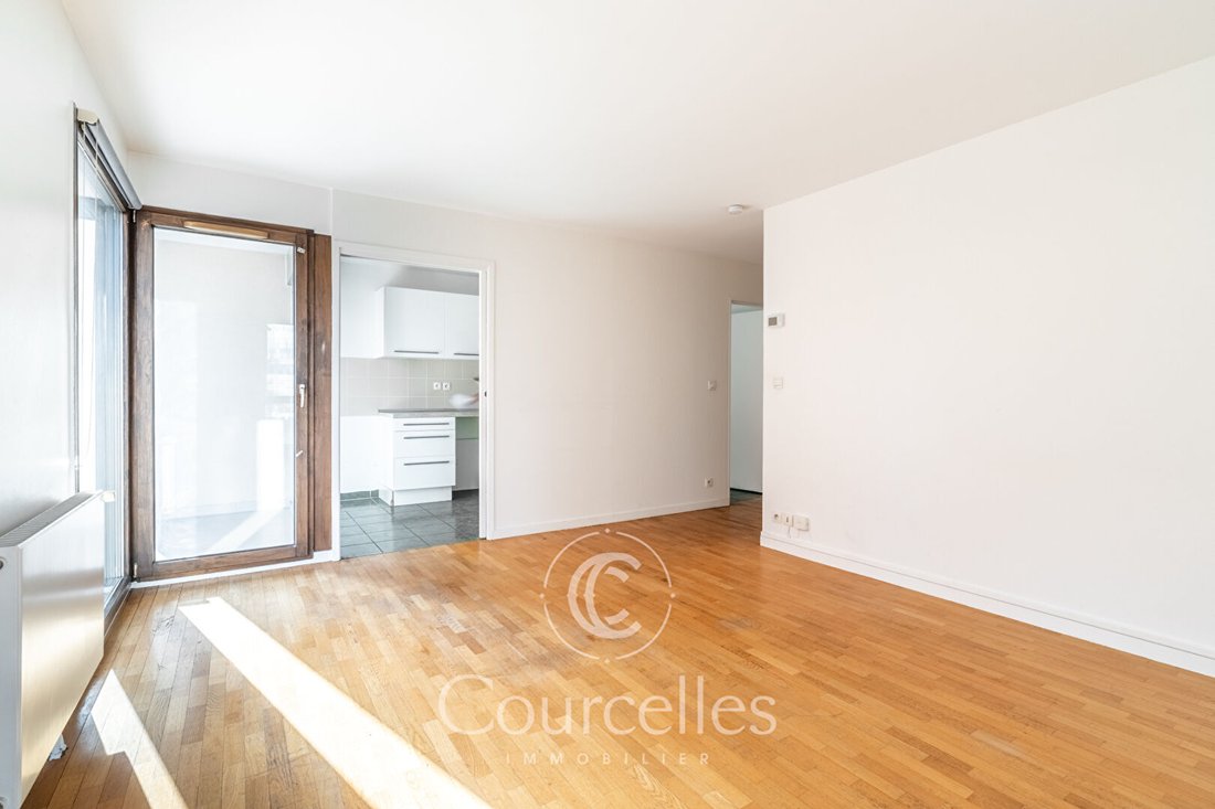Apartment in Clichy-Batignolles, Paris 17e Arrondissement, Paris 5 - 15868901