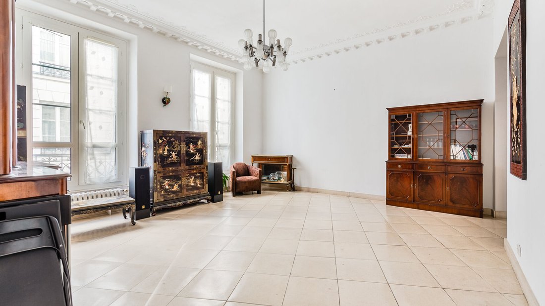 Apartment in Grange Aux Belles-Terrage, Paris 10e Arrondissement, Paris 2 - 15869301