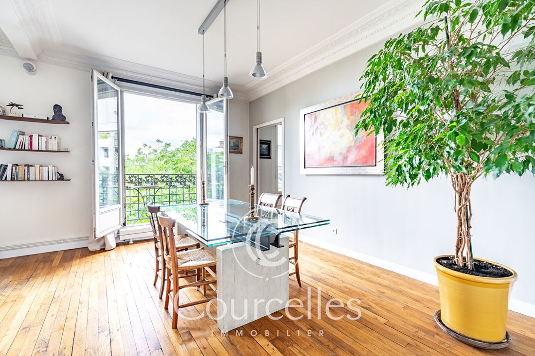 Apartment in Clignancourt-Jules Joffrin, Paris 18e Arrondissement, Paris 5 - 15869879