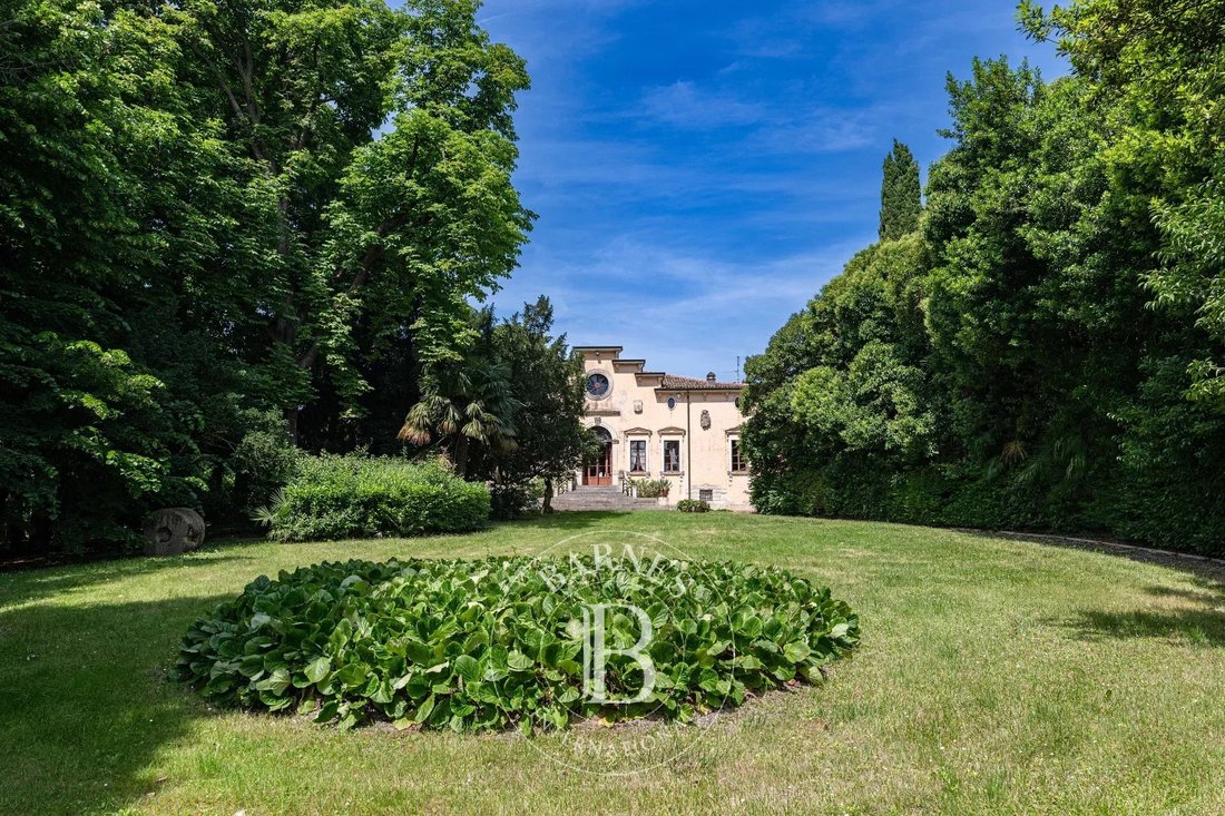 Villa in Pacengo, Veneto, Italy 2 - 15870355