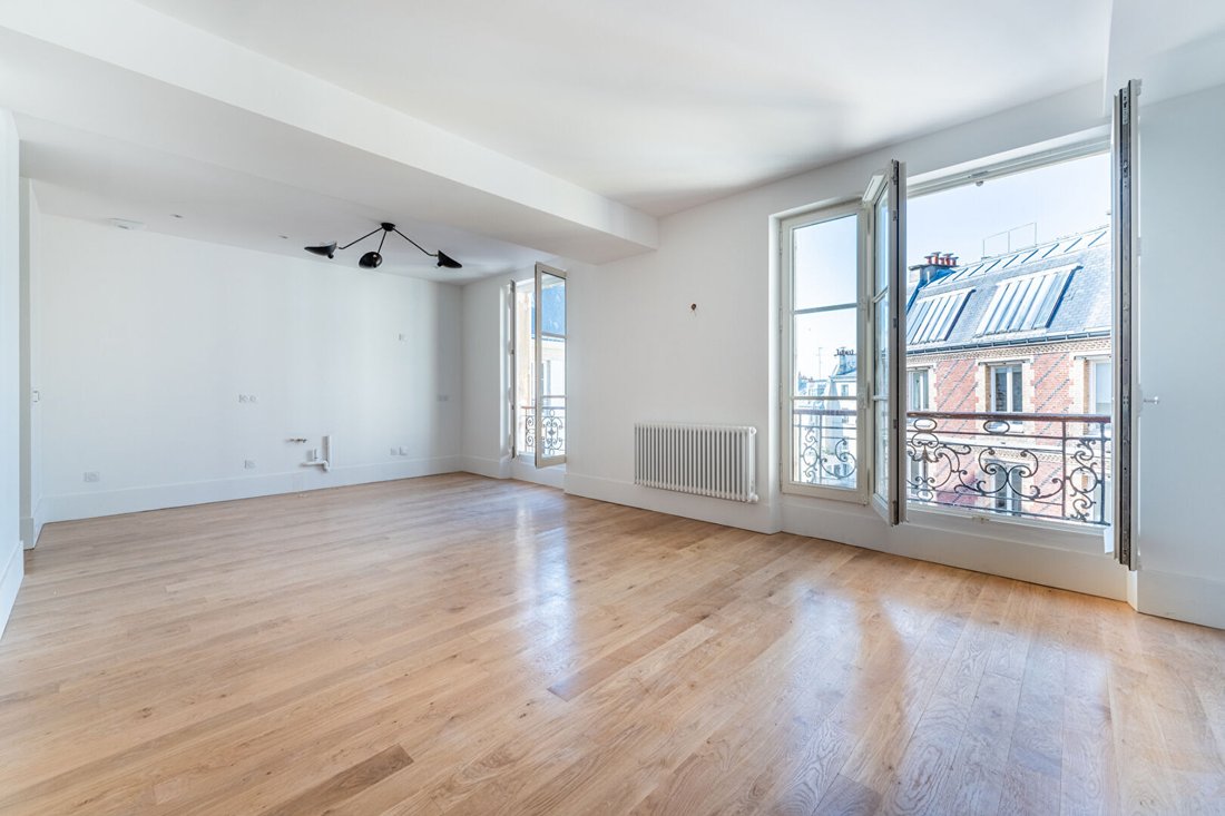 Apartment in Clichy-Trinité, Paris 9e Arrondissement, Paris 2 - 15869851
