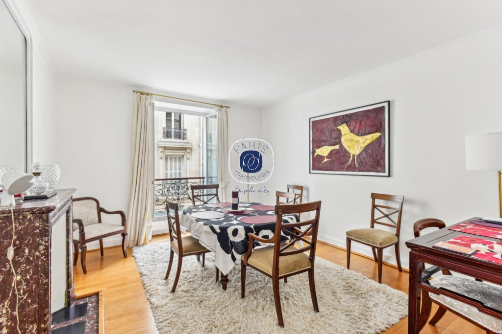 Apartment in Palais Royal, Paris 1er Arrondissement, Paris 3 - 15868961