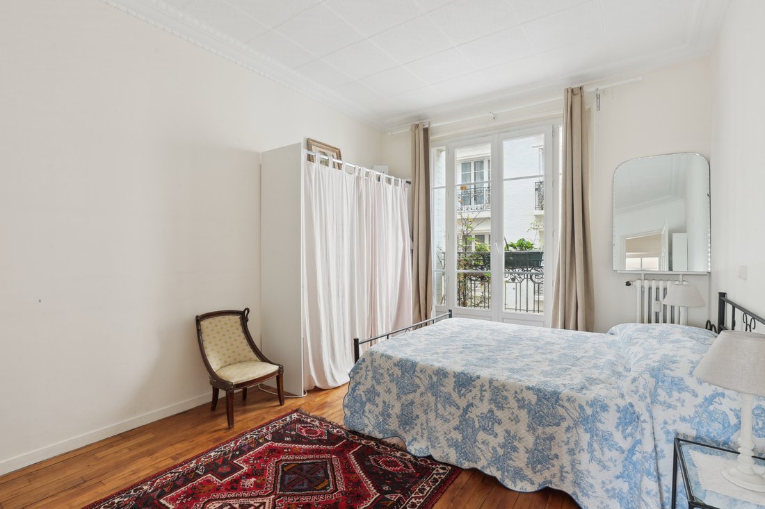 Apartment in Saint Lambert, Paris 15e Arrondissement, Paris 4 - 15870466