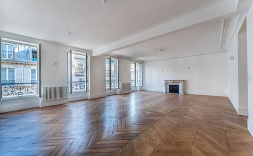Apartment in Lorette-Martyrs, Paris 9e Arrondissement, Paris 1