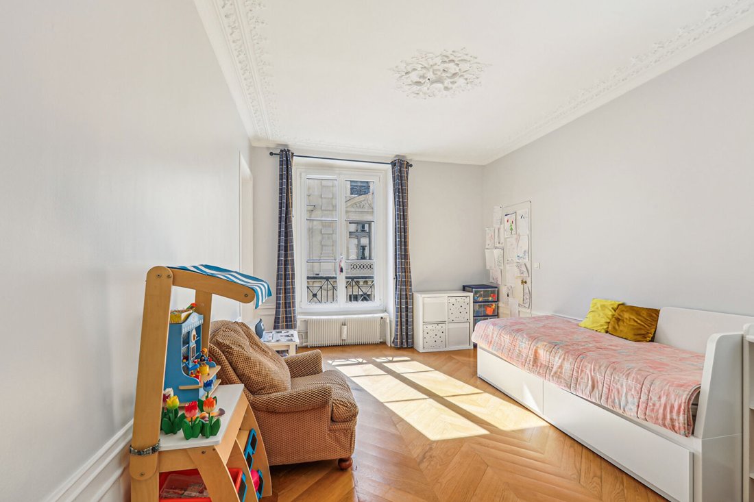 Apartment in Grange Aux Belles-Terrage, Paris 10e Arrondissement, Paris 5 - 15869561