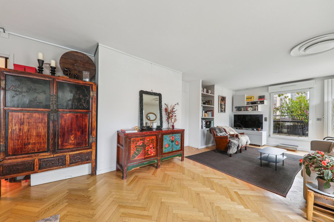 Apartment in Palais Royal, Paris 1er Arrondissement, Paris 5 - 15870436