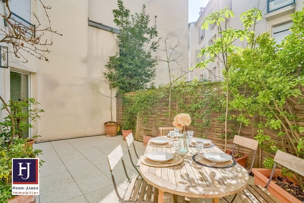 Apartment in Saint Gervais, Paris 4e Arrondissement, Paris 1 - 15868991