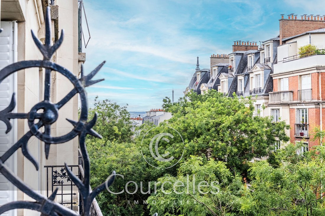 Apartment in Clignancourt-Jules Joffrin, Paris 18e Arrondissement, Paris 3 - 15869879