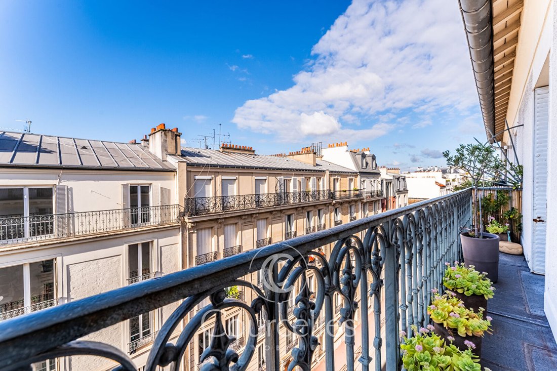 Apartment in Hôtel de Ville-Planchette, Levallois-Perret, France 5 - 15869344